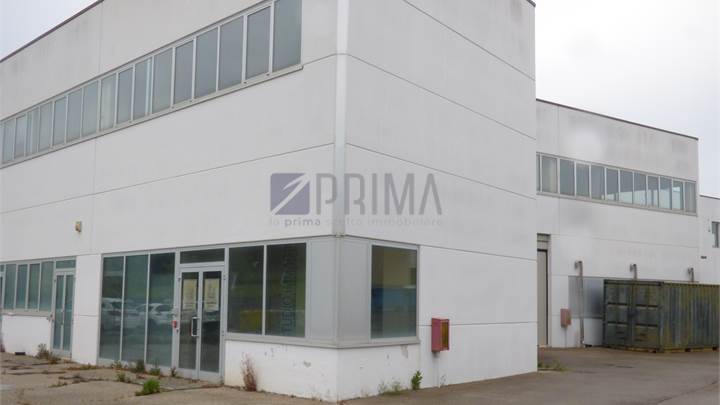 Immobile in vendita ad Osimo Stazione