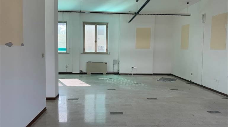  Ufficio via Marco Polo Osimo