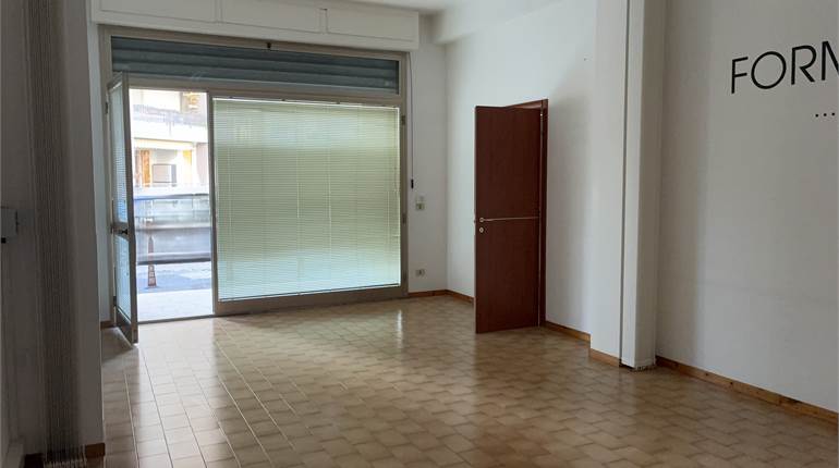 Ufficio Castelferretti centro