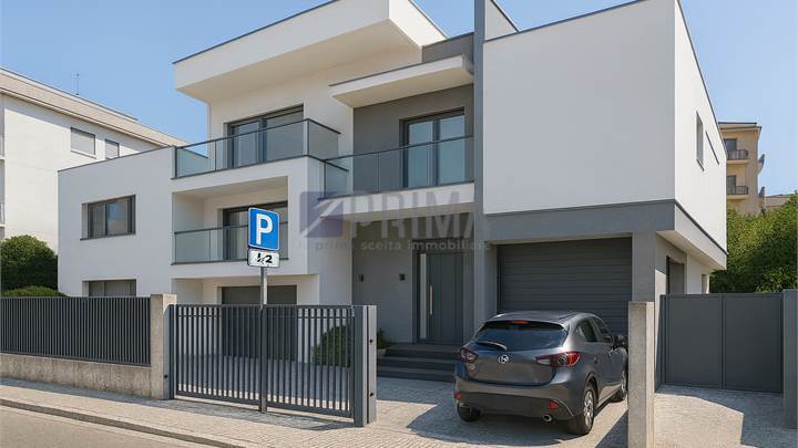 Prestigiosa soluzione con terrazzo panoramico