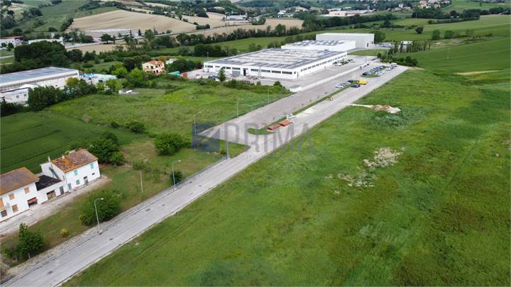 4 lotti edificabili in area industriale (zona DE)
