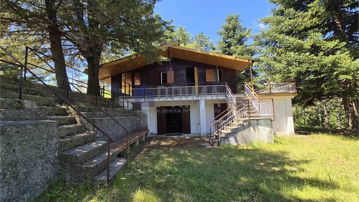 Oasi di pace ad Apiro: casa indipendente con grande giardino 